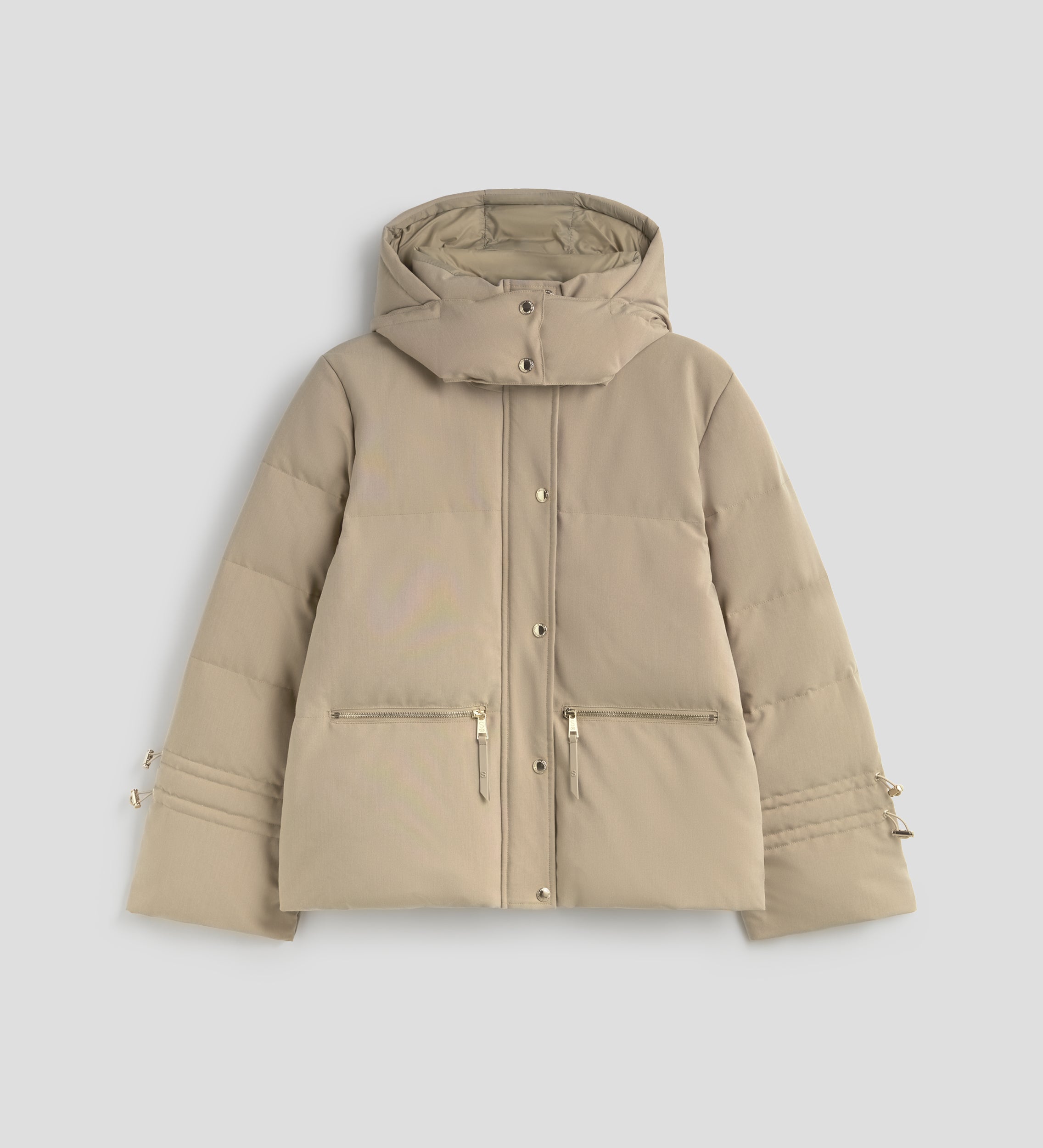 Short padded down jacket