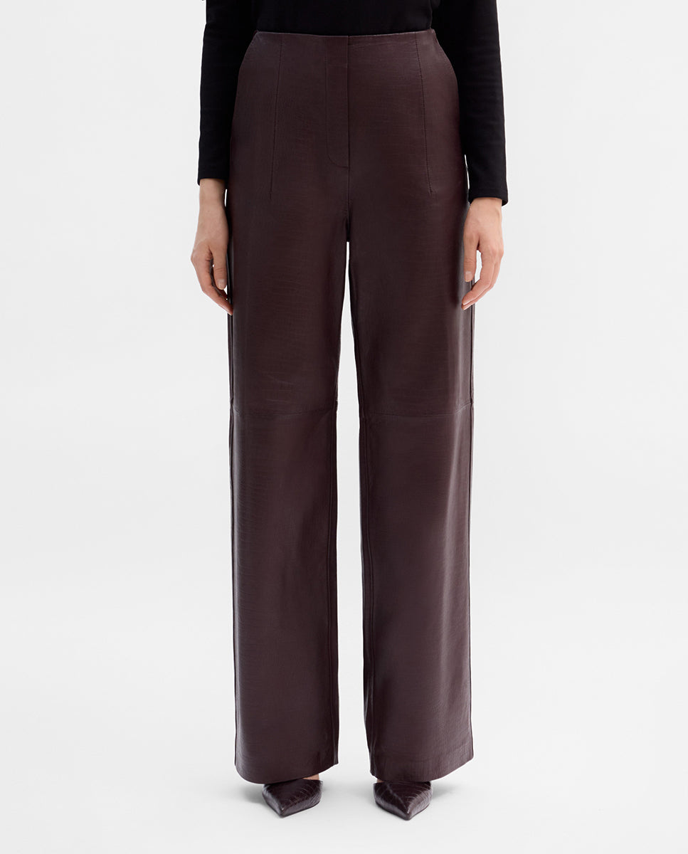 Pantalón de piel grabada